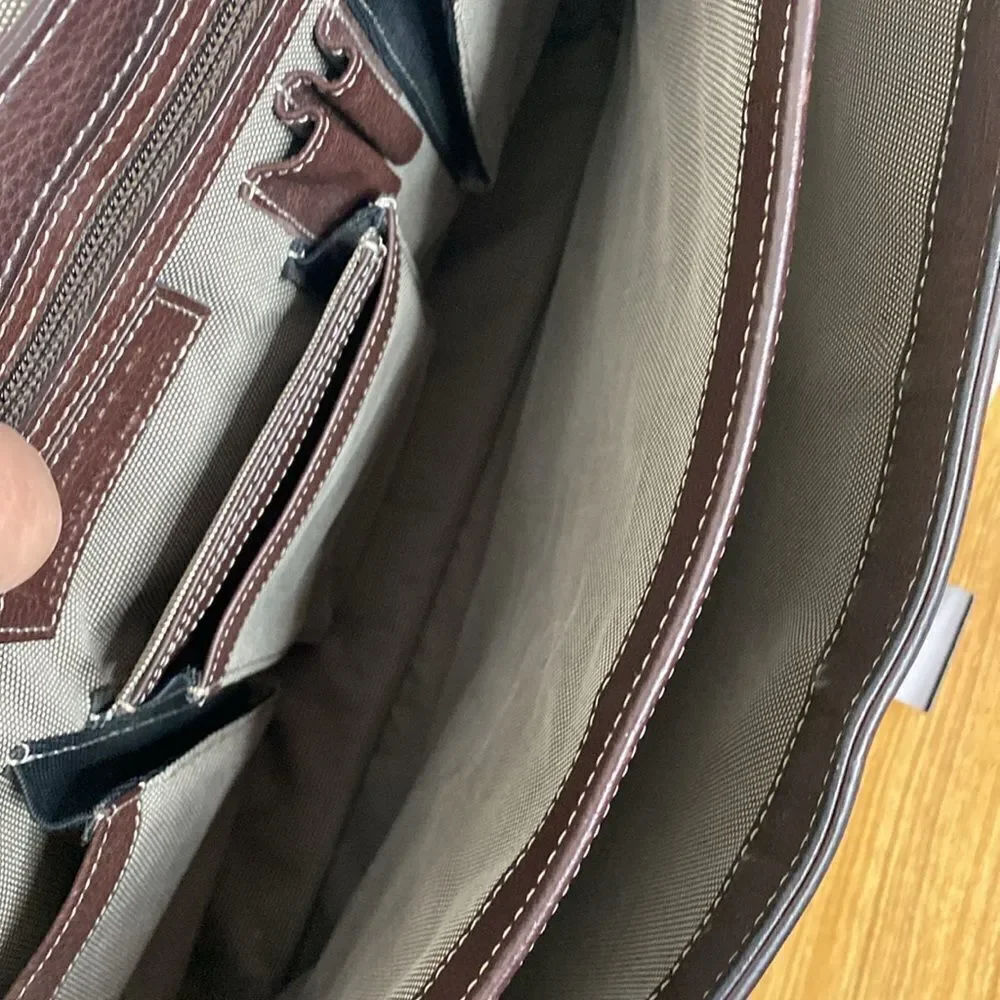 JOHNSTON AND MURPHY Brown Leather Briefcase